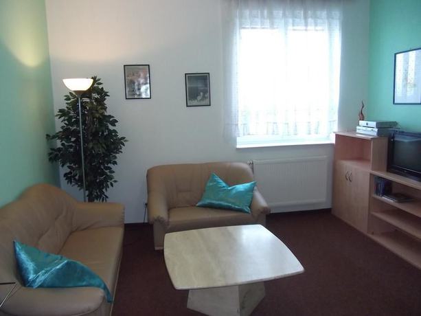 Imagen de la habitación del Hotel S&aacute;dek. Foto 13