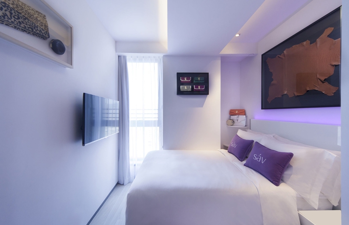 Imagen de la habitación del Hotel Sáv. Foto 5