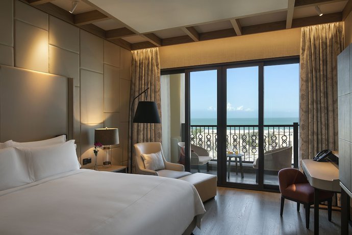 Imagen de la habitación del Hotel Saadiyat Rotana Resort and Villas. Foto 8