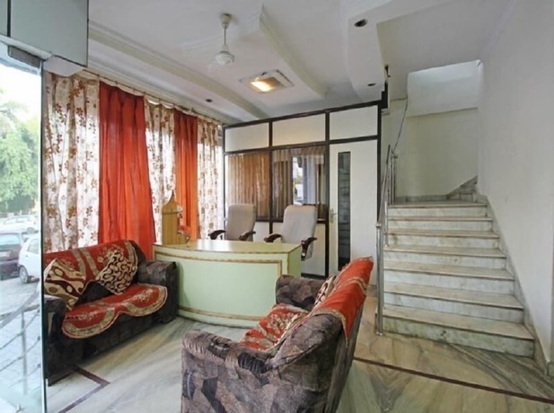 Imagen de los interiores del Hotel Saarthi. Foto 9