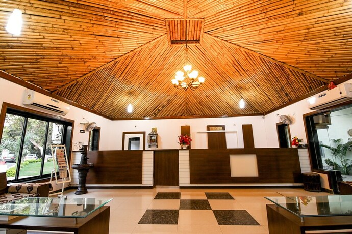 Imagen de los interiores del Hotel Saavaj Resort. Foto 37
