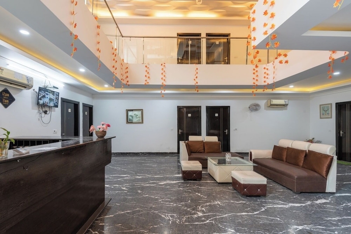 Imagen de los interiores del Hotel Saavi Huda City Centre. Foto 13