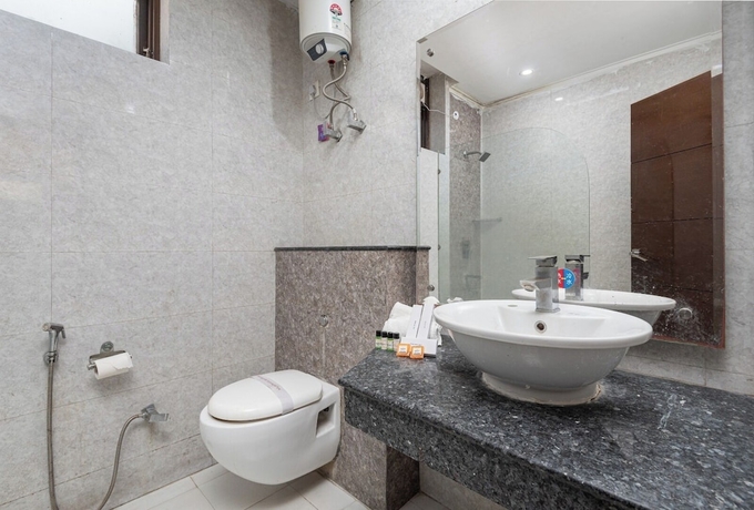 Imagen de la habitación del Hotel Saavi Huda City Centre. Foto 12