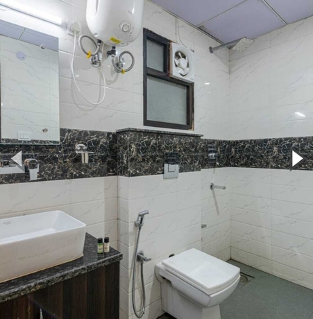 Imagen de la habitación del Hotel Saavi Sector 10. Foto 13