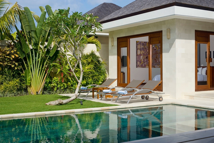 Imagen de la piscina del Hotel Saba Villa. Foto 13
