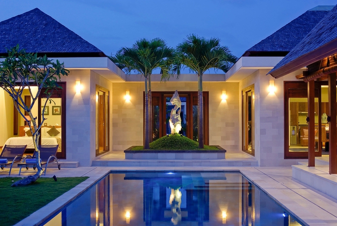 Imagen de la piscina del Hotel Saba Villa. Foto 14