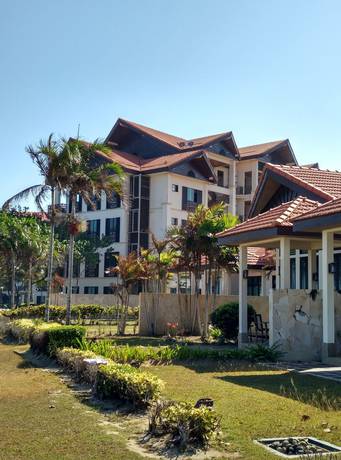 Imagen de la habitación del Hotel Sabah Beach Villas And Suites. Foto 13