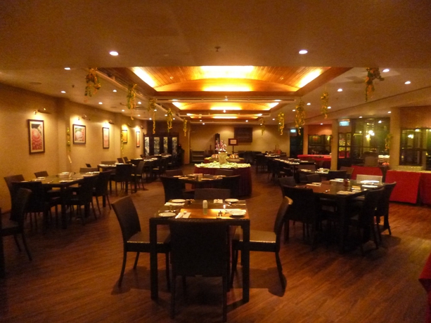 Imagen del bar/restaurante del Hotel Sabah Sandakan. Foto 2