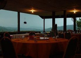 Imagen del bar/restaurante del Hotel Sabah Tea Garden. Foto 4