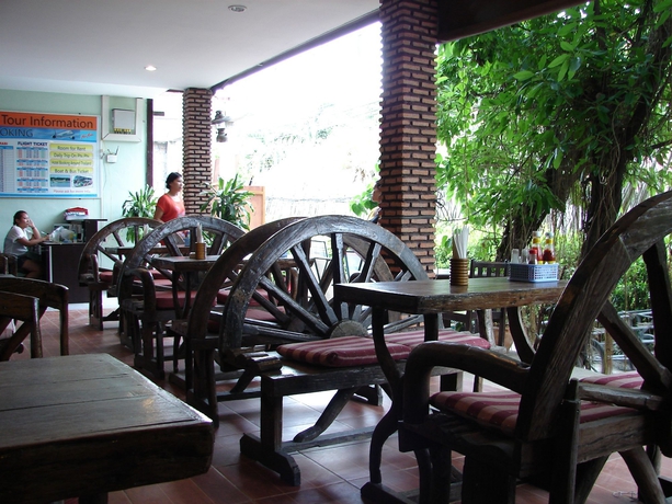 Imagen del bar/restaurante del Hotel Sabai House. Foto 5