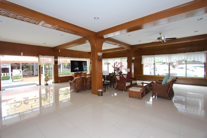 Imagen de los interiores del Hotel Sabai Inn. Foto 19