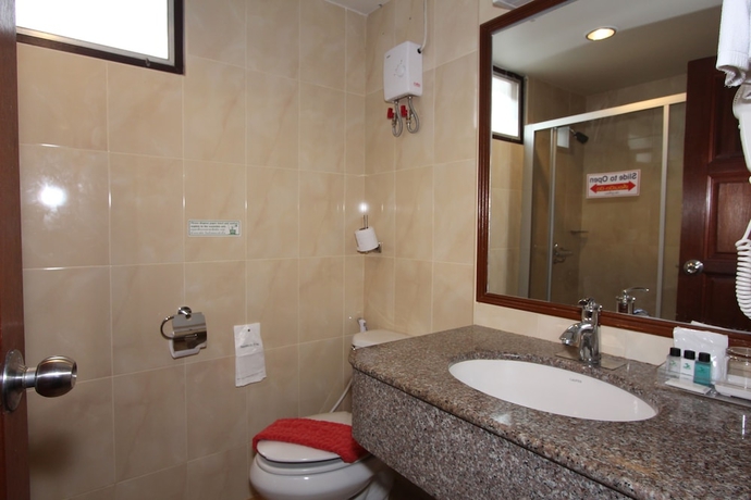 Imagen de la habitación del Hotel Sabai Inn. Foto 15