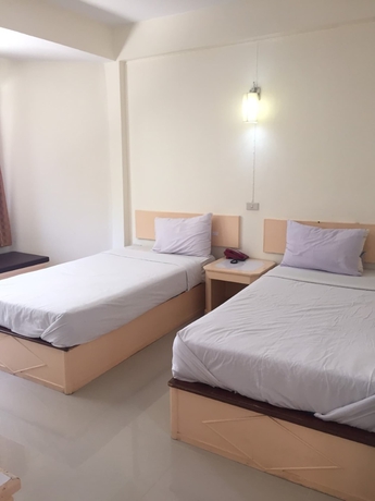Imagen de la habitación del Hotel Sabai Lopburi. Foto 4