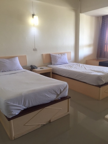Imagen de la habitación del Hotel Sabai Lopburi. Foto 5