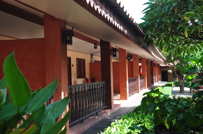 Imagen de los exteriores del Hotel Sabai Resort. Foto 15