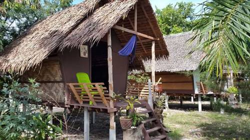 Imagen de la habitación del Hotel Sabai Sabai Beach Bungalows. Foto 7