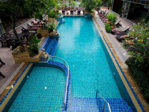 Imagen de la piscina del Hotel Sabai Sabana, Central Pattaya. Foto 18