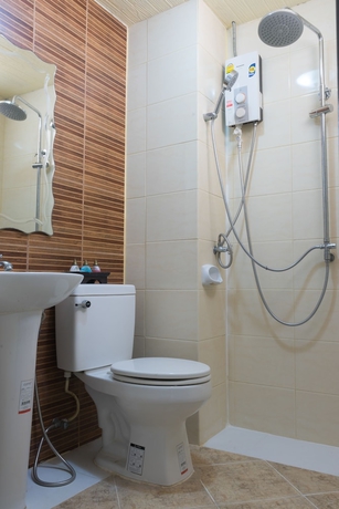 Imagen de la habitación del Hotel Sabaidee Residence, Nonthaburi. Foto 16
