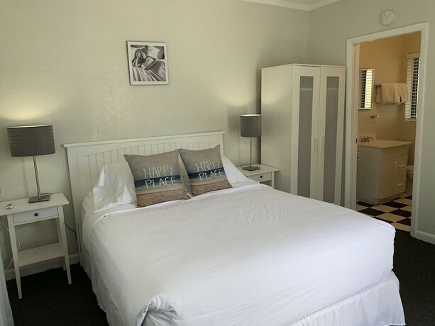 Imagen de la habitación del Hotel Sabal Palms Inn. Foto 17
