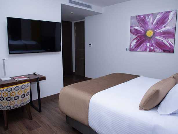 Imagen de la habitación del Hotel Sabana Park. Foto 10