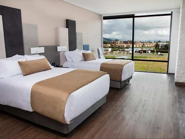 Imagen de la habitación del Hotel Sabana Park. Foto 13