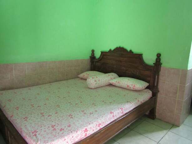Imagen de la habitación del Hotel Sabar Menanti 2, Parangtritis. Foto 13