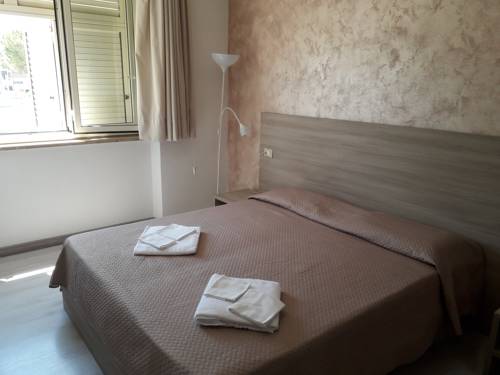Imagen de la habitación del Hotel Sabatino, Follonica. Foto 4