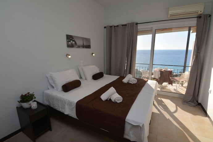 Imagen de la habitación del Hotel Sabbia Nera Studios. Foto 8