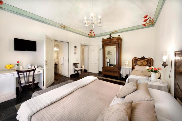 Imagen de la habitación del Hotel Sabbinirica. Foto 3