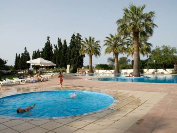 Imagen general del Hotel Sabina, Theologos. Foto 3