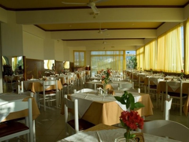 Imagen general del Hotel Sabina, Theologos. Foto 4