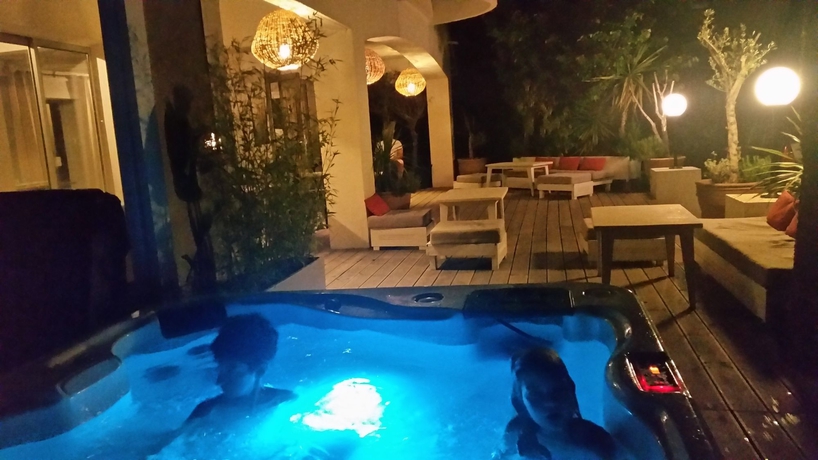 Imagen de la piscina del Hotel Sable Et Soleil. Foto 16