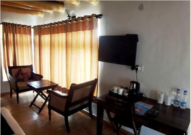 Imagen de la habitación del Hotel Saboo Resorts. Foto 11