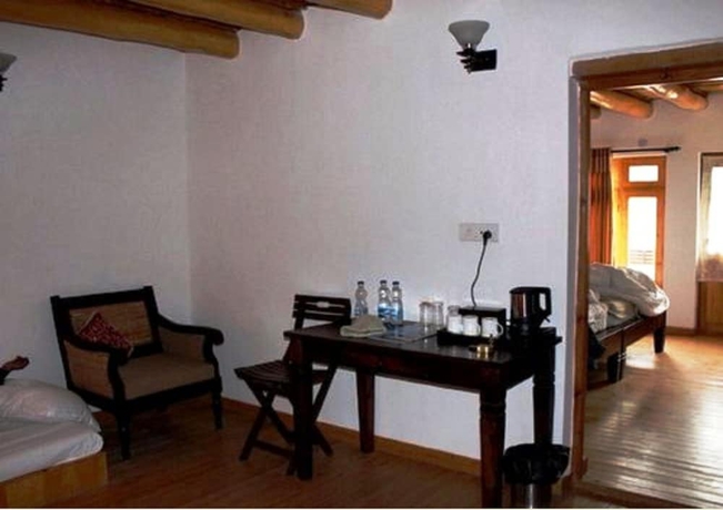 Imagen de la habitación del Hotel Saboo Resorts. Foto 13