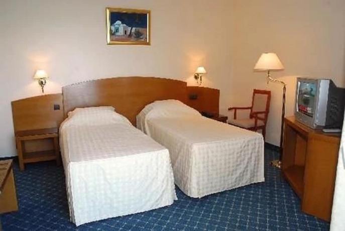 Imagen de la habitación del Hotel Sabri. Foto 6