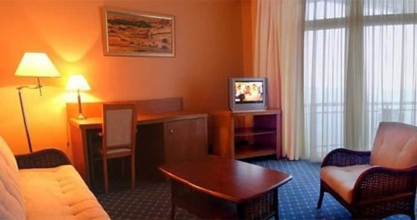 Imagen de la habitación del Hotel Sabri. Foto 12