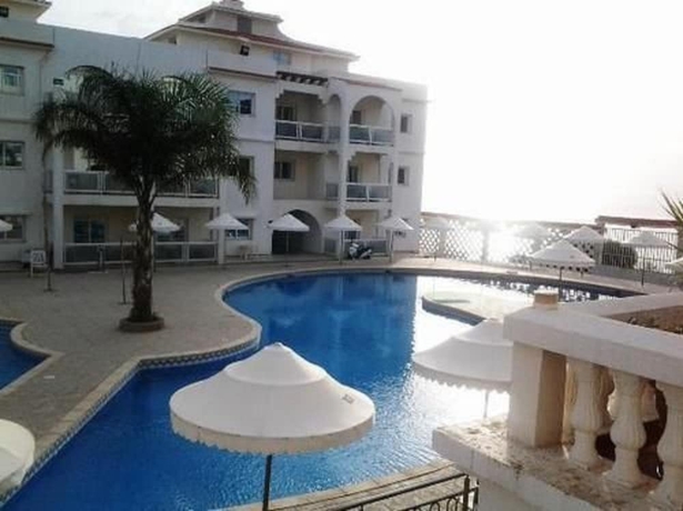 Imagen de la piscina del Hotel Sabri. Foto 19