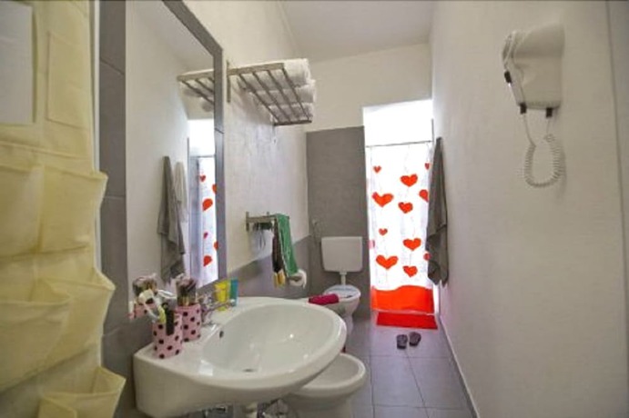 Imagen de la habitación del Hotel Sabrina Rimini. Foto 8