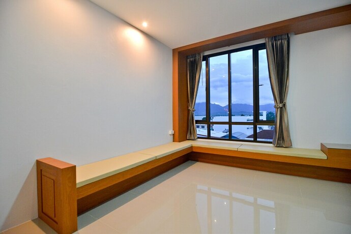 Imagen de los interiores del Hotel Sabuy Best Phayao. Foto 30
