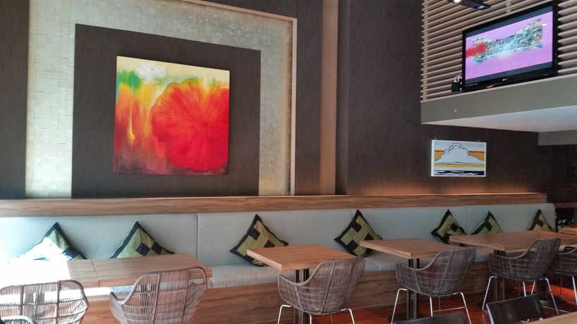 Imagen del bar/restaurante del Hotel Sacha's Uno. Foto 8