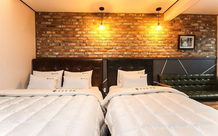 Imagen de la habitación del Hotel Sacheon Commodore. Foto 16