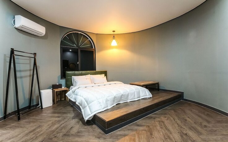 Imagen de la habitación del Hotel Sacheon Commodore. Foto 18