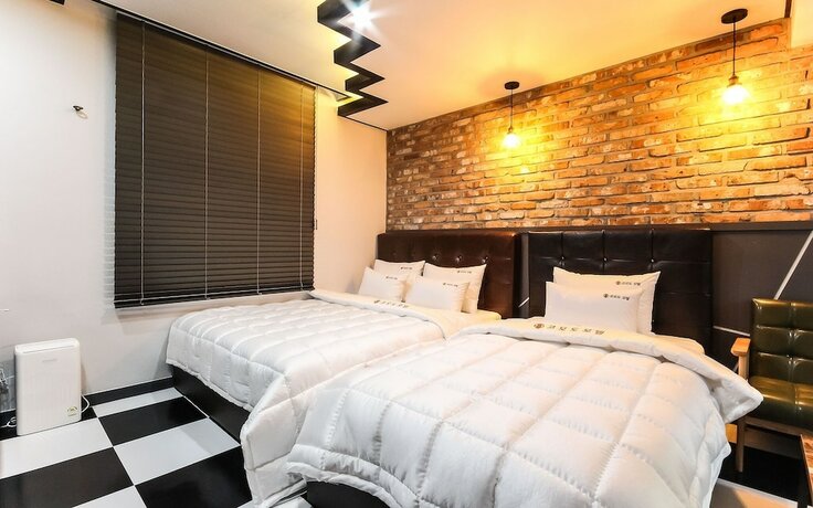 Imagen de la habitación del Hotel Sacheon Commodore. Foto 19