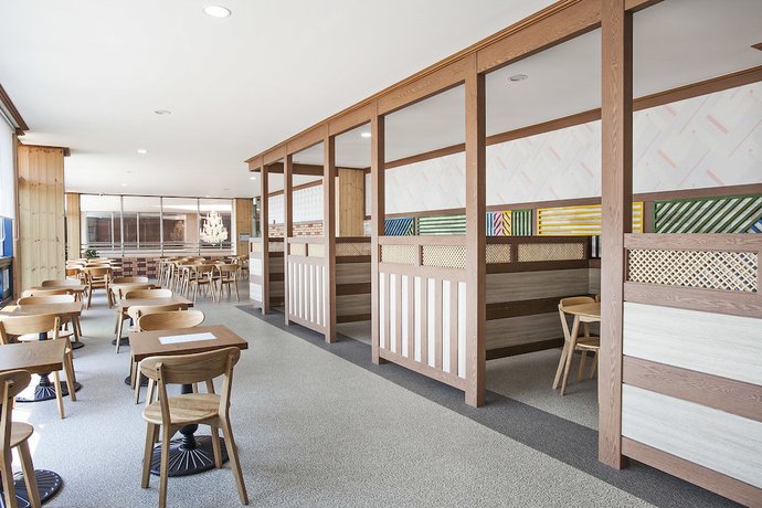 Imagen del bar/restaurante del Hotel Sacheon Grand. Foto 4