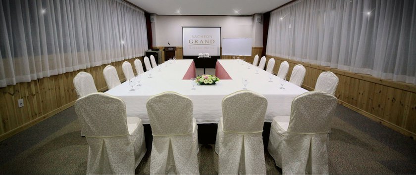 Imagen de los interiores del Hotel Sacheon Grand. Foto 17