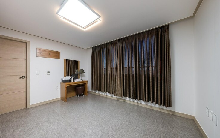 Imagen de la habitación del Hotel Sacheon Picnic. Foto 20