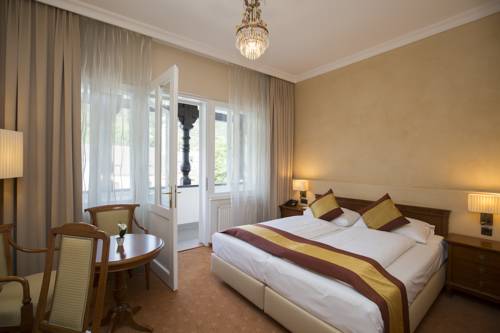 Imagen de la habitación del Hotel Sacher Baden. Foto 5