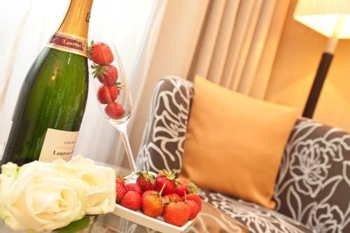 Imagen de la habitación del Hotel Sacher Baden. Foto 9