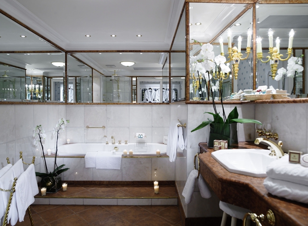 Imagen de la habitación del Hotel Sacher Salzburg. Foto 11