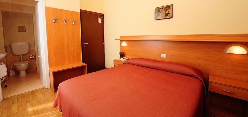 Imagen de la habitación del Hotel Sacro Cuore. Foto 10